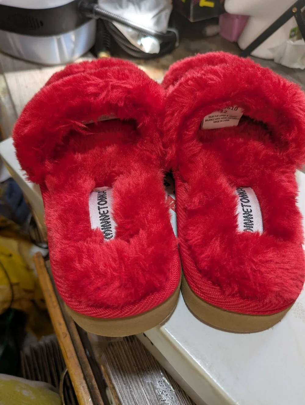Minnetonka New Kids Red Faux Fur Reindeer Slippers Size 12 Youth